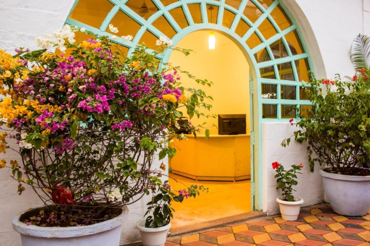 Turquoiise House Hotel Morjim Exterior foto
